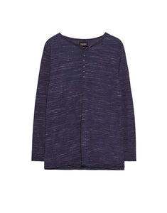Long sleeve T-shirt with buttoned collar